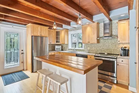 215 Wethersfield St, Rowley, MA 01969 photo 4