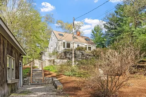 215 Wethersfield St, Rowley, MA 01969 photo 2