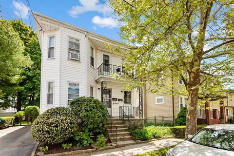 14-16 Hull St, Belmont, MA 02478