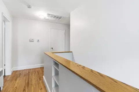 Entry Way - 223 Franklin St, Reading, MA 01867 photo 4 of 5