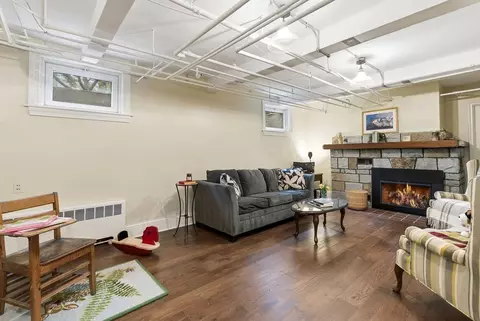 Living - 223 Franklin St, Reading, MA 01867 photo 4 of 4