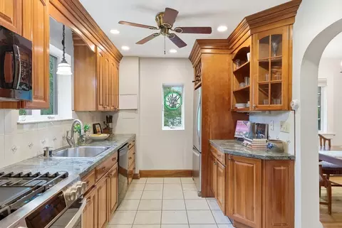 Kitchen - 223 Franklin St, Reading, MA 01867 photo 2 of 2