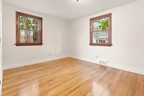 Bedroom - 7 King St, Reading, MA 01867 photo 1 of 2