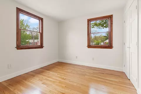 Bedroom - 7 King St, Reading, MA 01867 photo 2 of 2