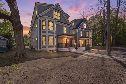 14 Garfield St #A2, Florence, MA 01062