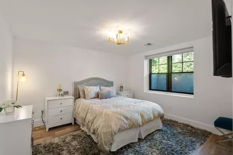 Bedroom - 7 Massasoit Rd, Wellesley, MA 02481 photo 6 of 6