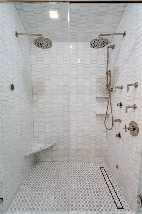Bath - 7 Massasoit Rd, Wellesley, MA 02481 photo 4 of 7