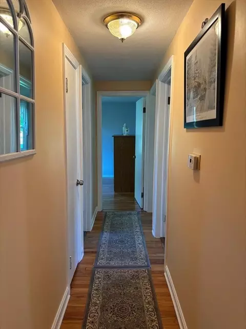 Entry Way - 65 Brookside Cir, Springfield, MA 01129 photo 2 of 2