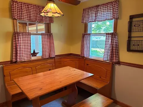 Dining - 65 Brookside Cir, Springfield, MA 01129 photo 1 of 1