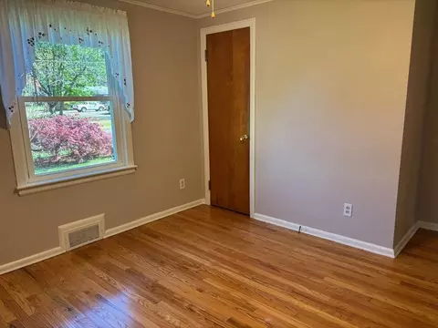 Bedroom - 65 Brookside Cir, Springfield, MA 01129 photo 3 of 5