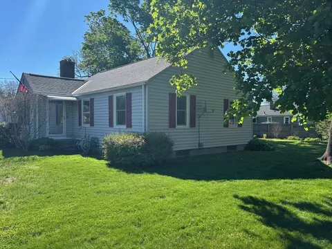 Exterior - 65 Brookside Cir, Springfield, MA 01129 photo 3 of 9
