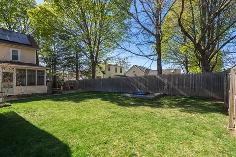 Exterior - 217 Ellsworth Ave, Springfield, MA 01118 photo 14 of 16