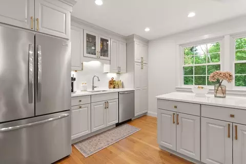 21 Buckingham Dr, Reading, MA 01867 photo 15