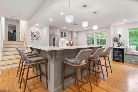 21 Buckingham Dr, Reading, MA 01867 photo 11