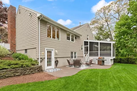 21 Buckingham Dr, Reading, MA 01867 photo 34