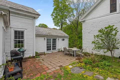 Exterior - 10 Maple, Sturbridge, MA 01566 photo 7 of 9