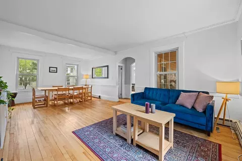 Living - 10 Maple, Sturbridge, MA 01566 photo 1 of 3