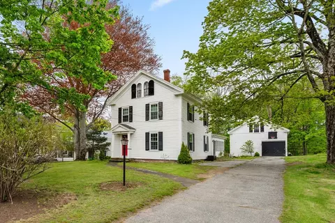 Exterior - 10 Maple, Sturbridge, MA 01566 photo 2 of 9
