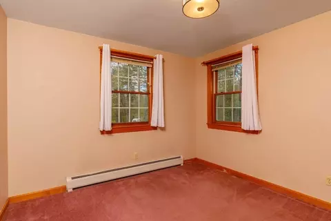 Bedroom - 1478 Conant Rd, Athol, MA 01331 photo 3 of 5