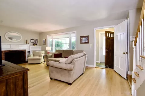 Other - 129 Chalmers St, Springfield, MA 01118 photo 2 of 6