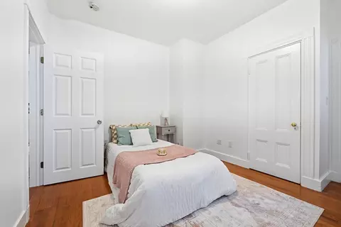 Bedroom - 166 Chestnut St #1, Brookline, MA 02445 photo 6 of 8