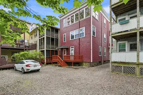 Exterior - 166 Chestnut St #1, Brookline, MA 02445 photo 7 of 7