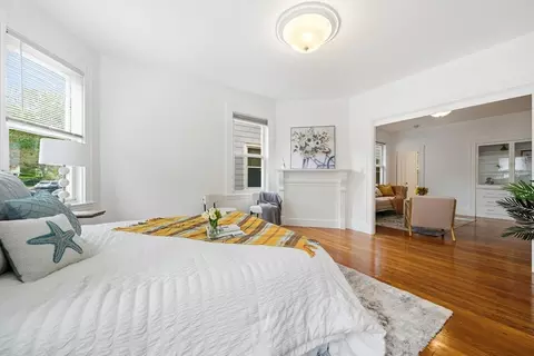 Bedroom - 166 Chestnut St #1, Brookline, MA 02445 photo 2 of 8