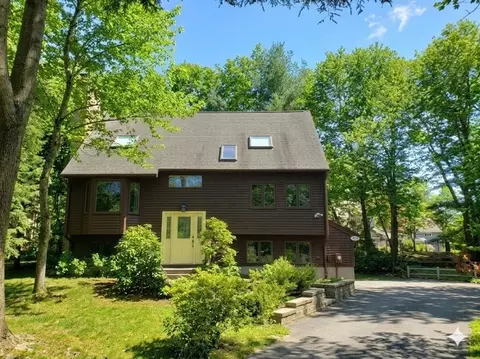 251 Cox St, Hudson, MA 01749