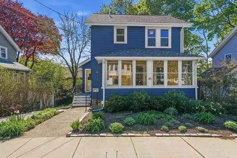 45 Sunset Rd, Arlington, MA 02474