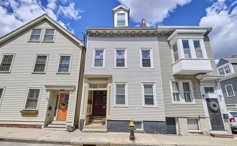 74 School St #3, Charlestown, MA 02129