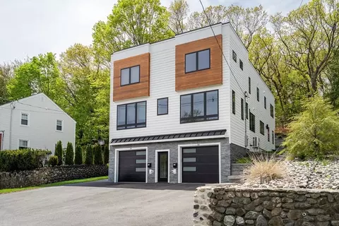 366 Massachusetts Ave #366, Lexington, MA 02420