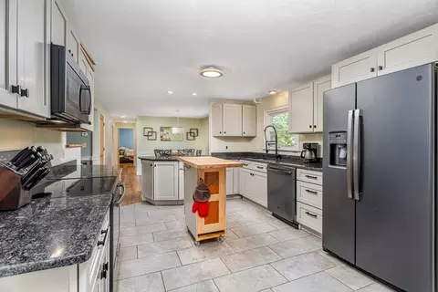 17 Fairview, Ashburnham, MA 01430 photo 3