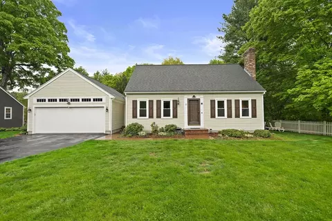 9 Rice Ave, Northborough, MA 01532