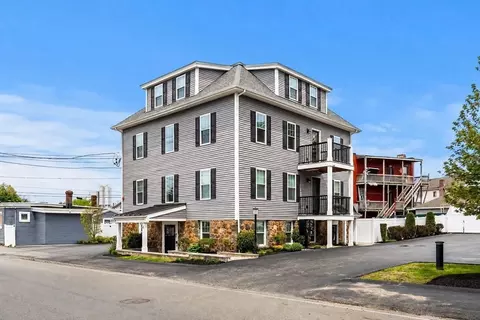 4 Wakefield Ave #4, Wakefield, MA 01880