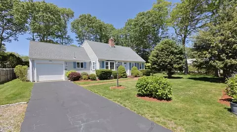 2 Saint Andrews Way, Yarmouth, MA 02664