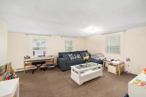 Living - 30 Addison St, Gloucester, MA 01930 photo 1 of 2