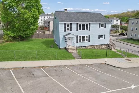 109 Hamilton St, Worcester, MA 01604