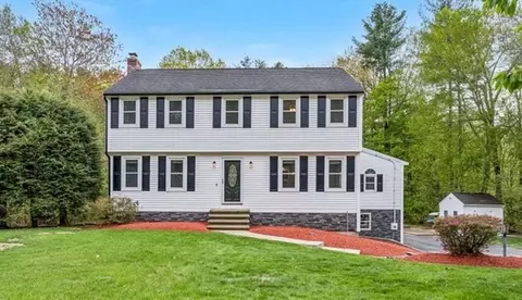 9 Robinhood Rd, Tyngsborough, MA 01879