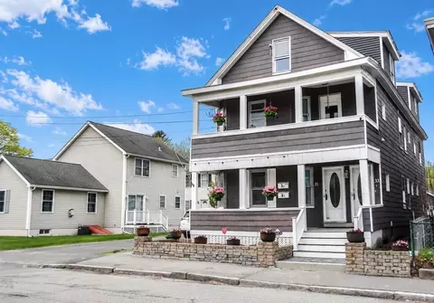 33-35 Woodward Ave, Lowell, MA 01854