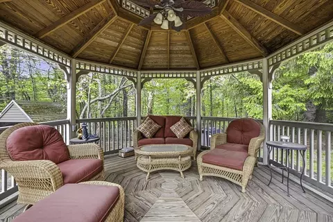Exterior - 179 South St, Upton, MA 01568 photo 5 of 14