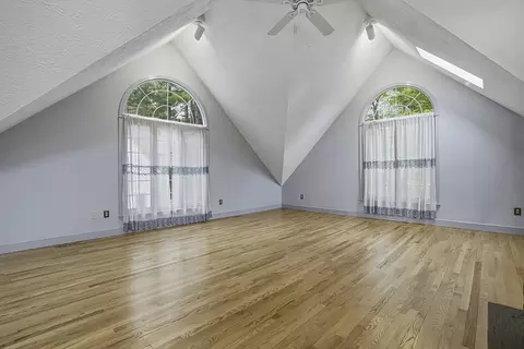 Living - 179 South St, Upton, MA 01568 photo 6 of 6