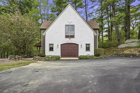 Exterior - 179 South St, Upton, MA 01568 photo 4 of 14