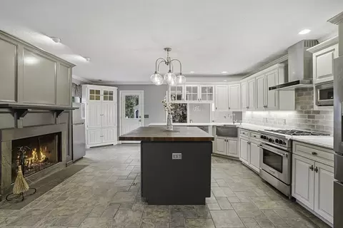 Kitchen - 179 South St, Upton, MA 01568 photo 2 of 5