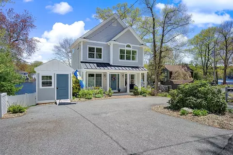 67 Oakhurst Rd, Hopkinton, MA 01748