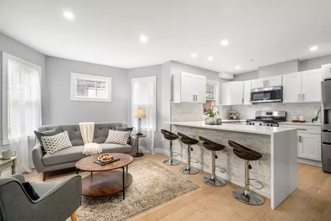 679 Columbia Rd #1, Boston, MA 02125