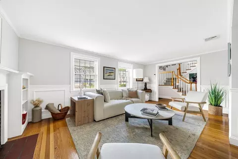 101 Bird St, Needham, MA 02492 photo 6