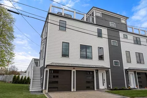 11 Billow Ave #11, Revere, MA 02151