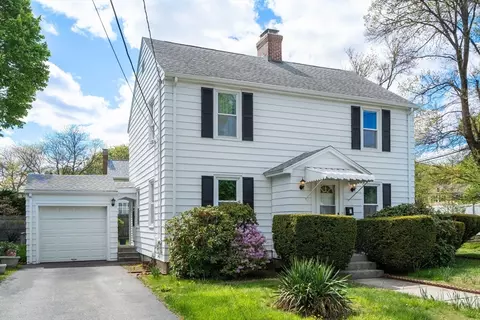 5 Olde Field Rd, Newton, MA 02459