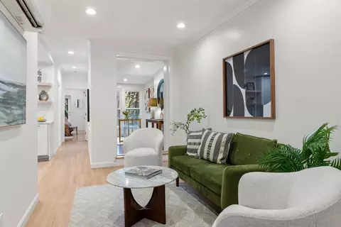 9 Hancock St #2, Boston, MA 02114