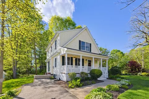 278 South St, Wrentham, MA 02093